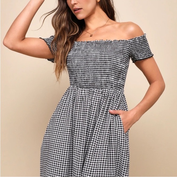 NWT Lulus Patsy Gingham Off Shoulder Maxi Dress - Picture 4 of 14